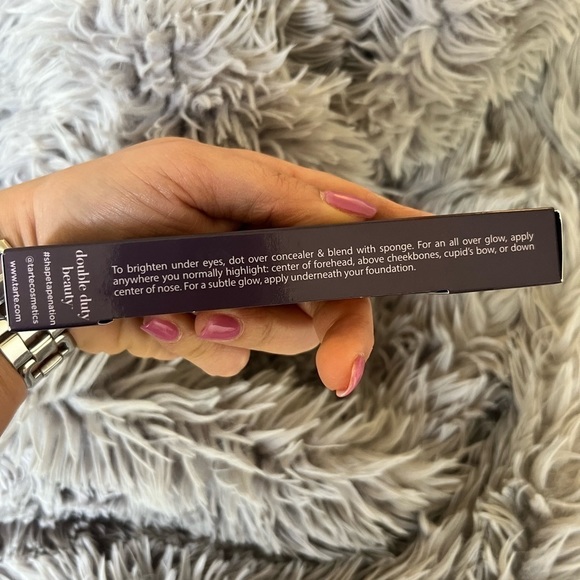 𝅺TARTE Shape Tape Glow Wand in Agleam - Picture 2 of 2